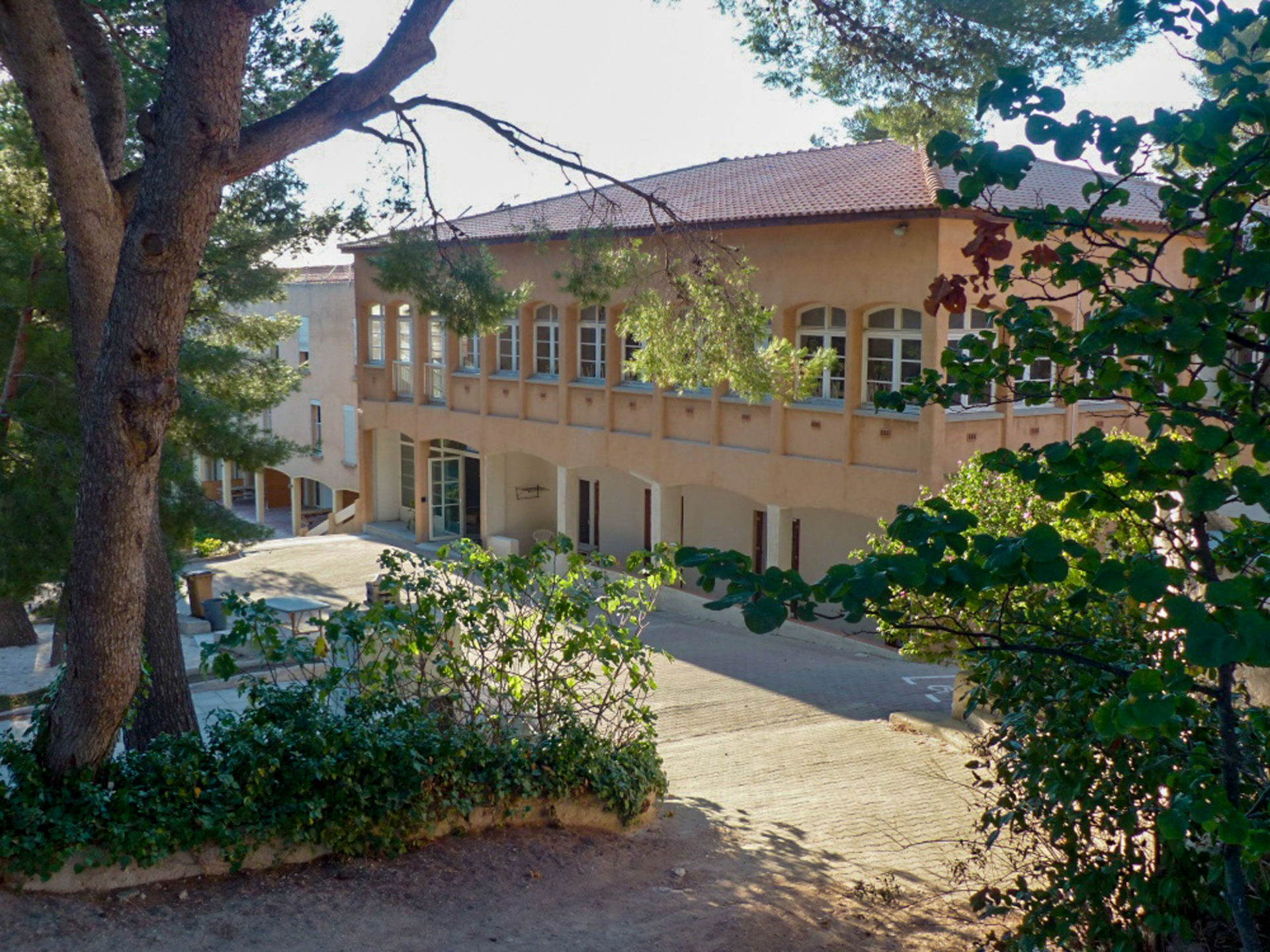 La Bastide Des Joncas Acvv Architecture